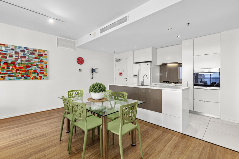 Dining Room 8