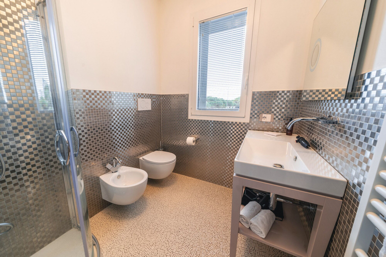 Bathroom 5, Hotel Brasil Seaview, Ravenna