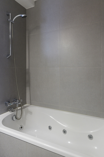 Bathroom 5, Hotel Torre Mar, Póvoa de Varzim