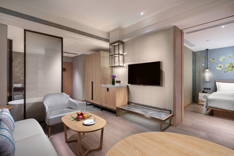 Bedroom 3, Crowne Plaza SHANGHAI NANJING ROAD by IHG, Shanghai