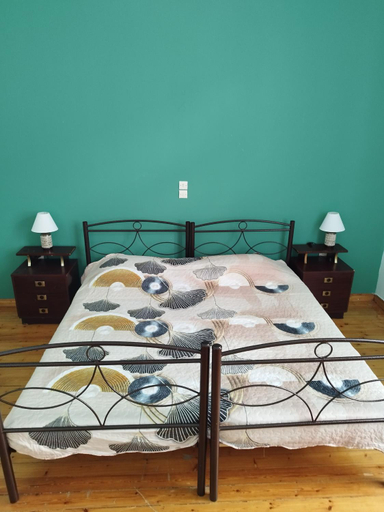Bedroom 5, Pilika4, Attica