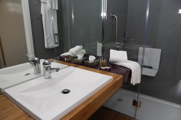 Bathroom 2, Pousada Armenteira, Pontevedra