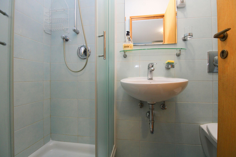 Bathroom 3, Apartment 161, Rovinj