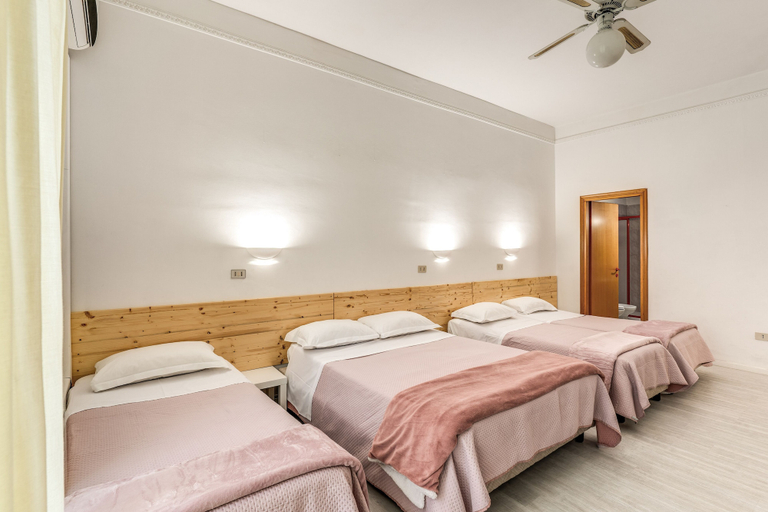 Bedroom 3, Hotel Altavilla 9, Rome
