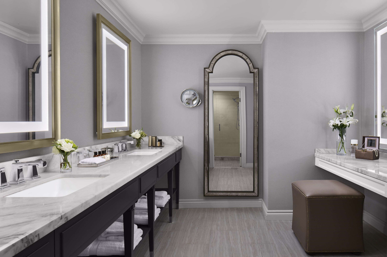Bathroom 5, Fairmont Hotel Macdonald, Division No. 11