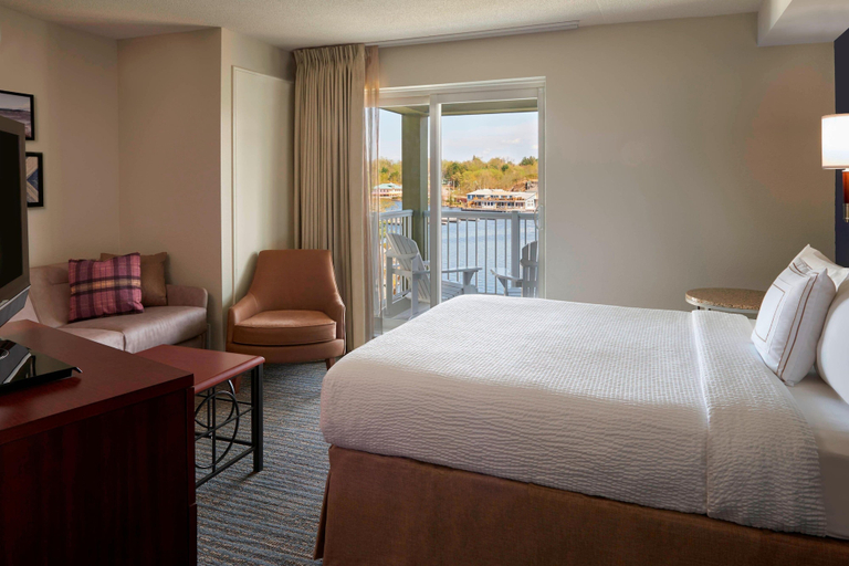 Bedroom 3, Residence Inn by Marriott Gravenhurst Muskoka Wharf, Muskoka