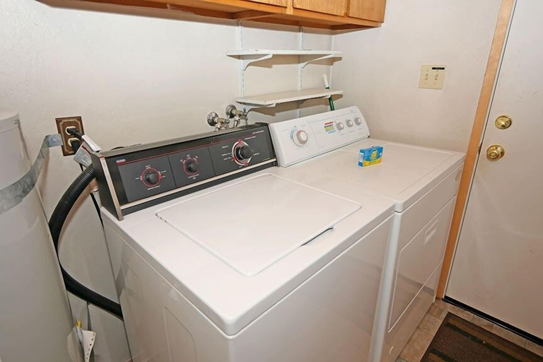 Laundry, 3542 Bobby Grey Circle 3 Bedroom Cabin by RedAwning, El Dorado