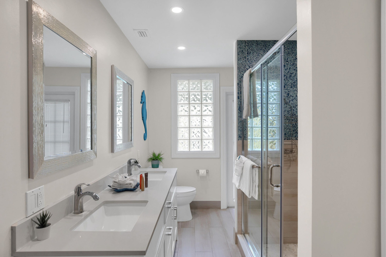 Bathroom 4, Atlantic Bay Resort, Monroe