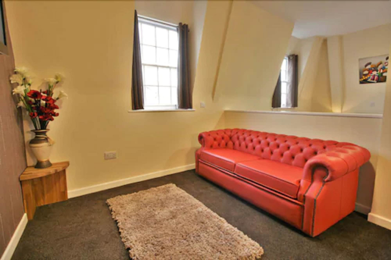 Others 4, Homesly Gloucester Hotels Ltd., Gloucestershire