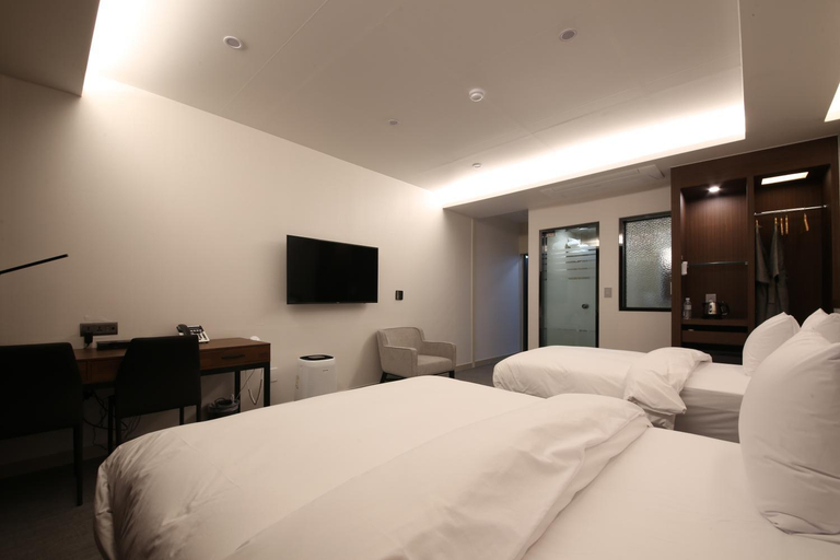 Bedroom 3, Gumi Indong Js, Gumi