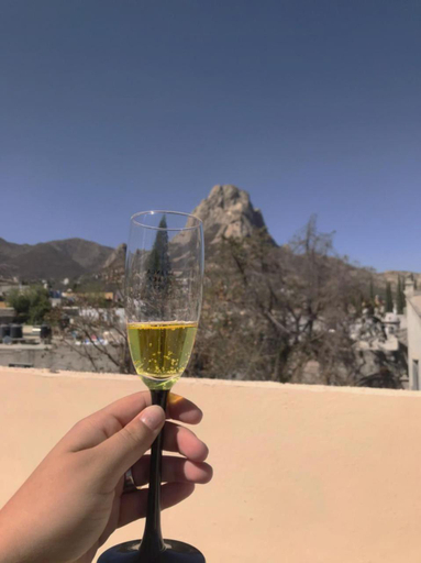 Food & Drinks, Hotel Hai Do, Ezequiel Montes