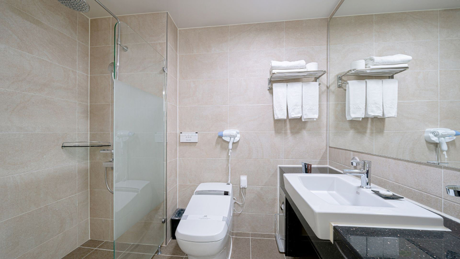 Bathroom 5, The Hotel Soo, Yeosu