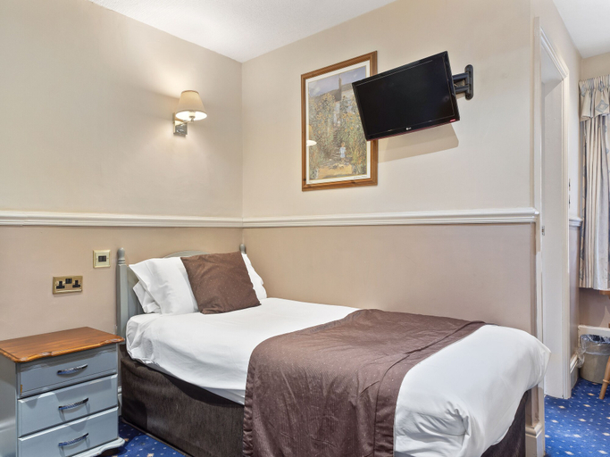 Bedroom 2, The Old Mill Lavender Hotels, Bury