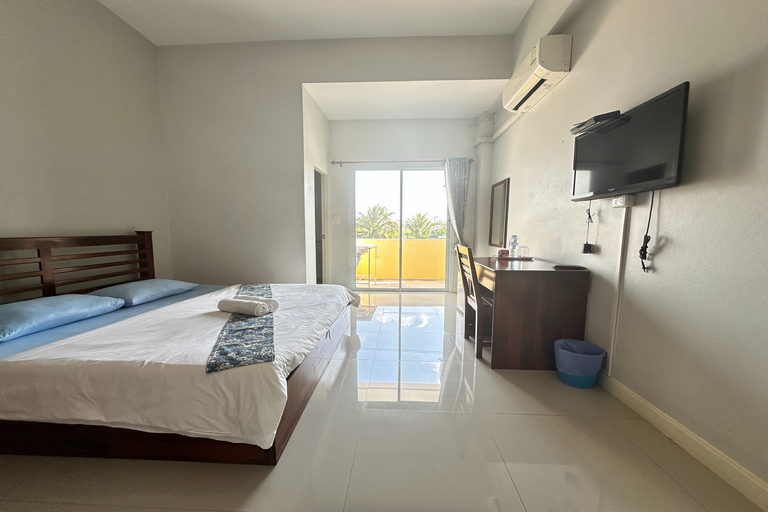 Bedroom 2, Tara Apartment, Muang Surat Thani