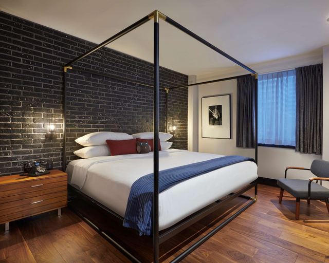 Bedroom 15