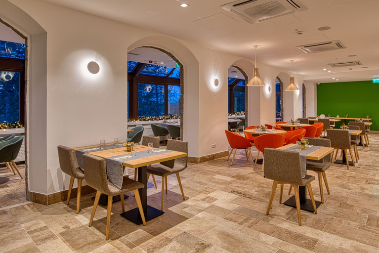 Food & Drinks 5, Cardoner Hotel and Conference Centre, Szentendre