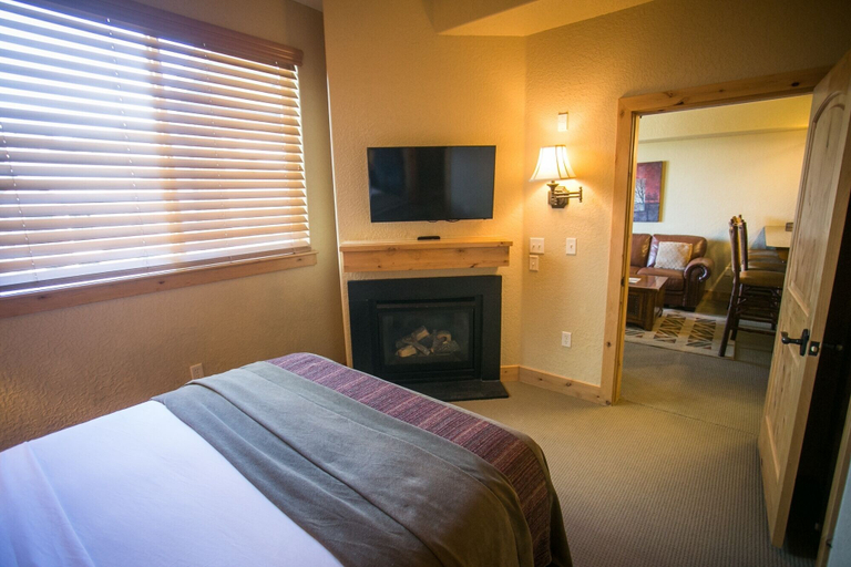 Bedroom 4, Shared Balcony Stunning Views & Steps from Slopes by RedAwning, Summit