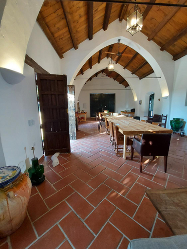 Food & Drinks, FINCA LAS ROSAS DE SANTA ANA, Cádiz