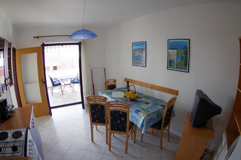 Others 2, Apartments Lavinija, Medulin