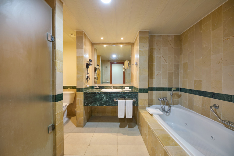 Bathroom 4, Bahia Principe Explore Jamaica - Hyatt Inclusive Collection - All Inclusive - Totally Refurbished in 2026