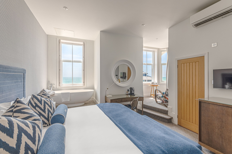 Bedroom 3, Harbour Hotel Brighton, Brighton and Hove