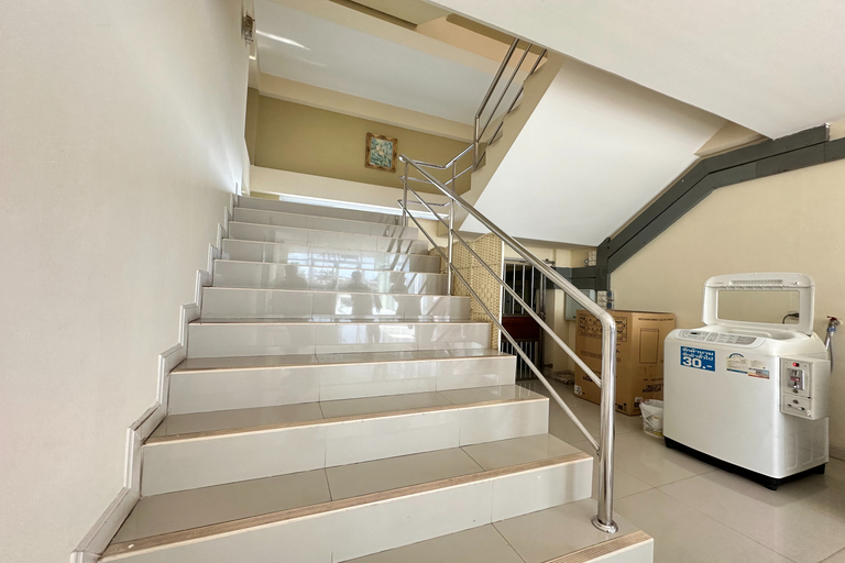 Others 4, Tara Apartment, Muang Surat Thani