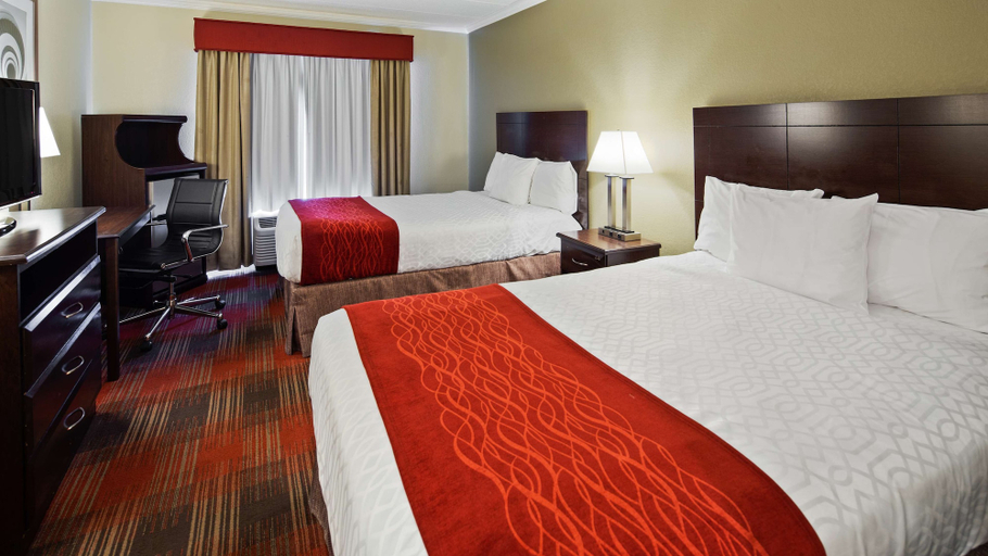 Bedroom 3, Best Western Springfield West Inn, Hampden