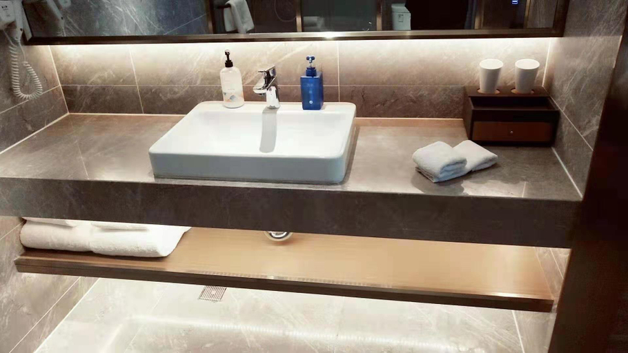 Bathroom 4, Hanting Hotel Yuncheng Xinjiangjiangzhou Avenue, Yuncheng