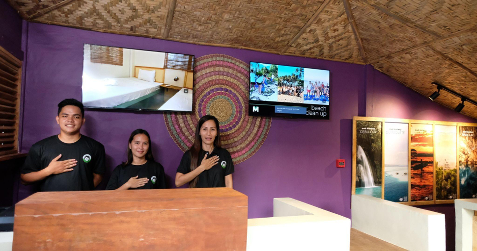 Public Area 3, Mad Monkey Siquijor, Lazi