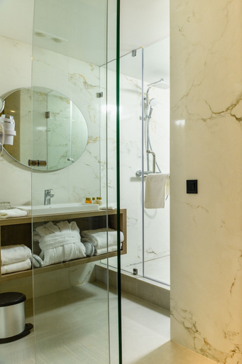 Bathroom 5, Idou Anfa Hotel, Casablanca
