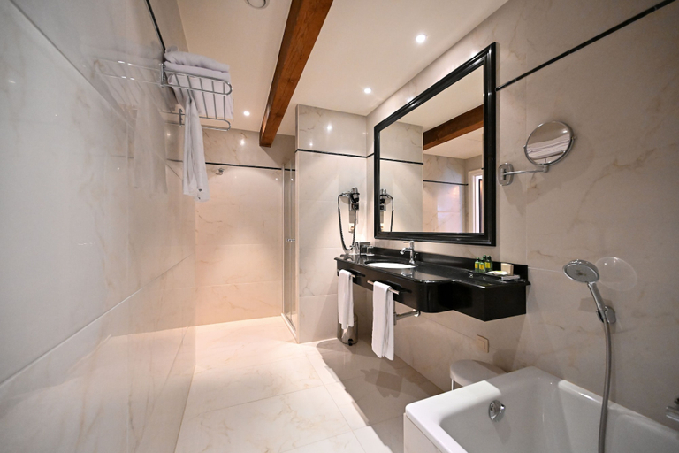 Bathroom 5, Grand Hotel Casselbergh Bruges, West-Vlaanderen