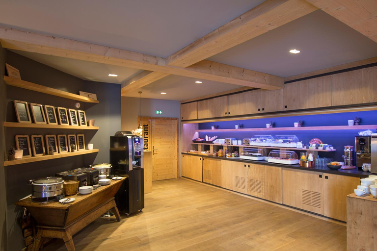 Food & Drinks 5, Hotel Avancher, Savoie