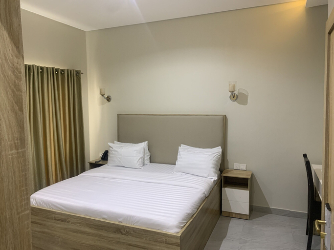 Bedroom 2, Greywood Hotel and Apartments, Ikeja