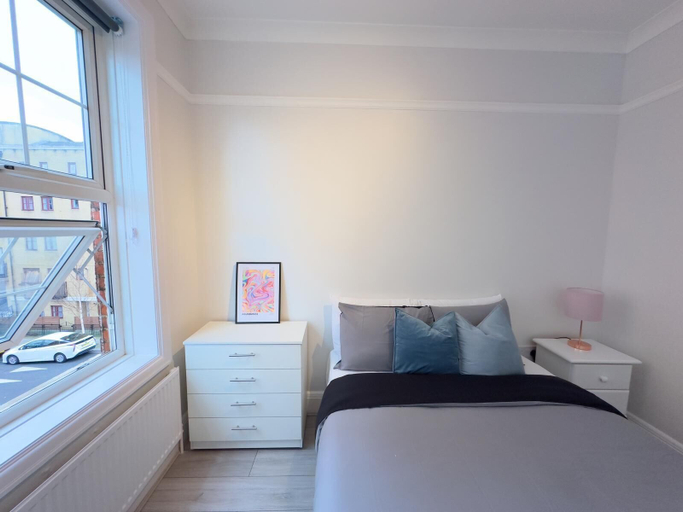 Bedroom 3, The King's Cross Boutique Apartment!!!, London