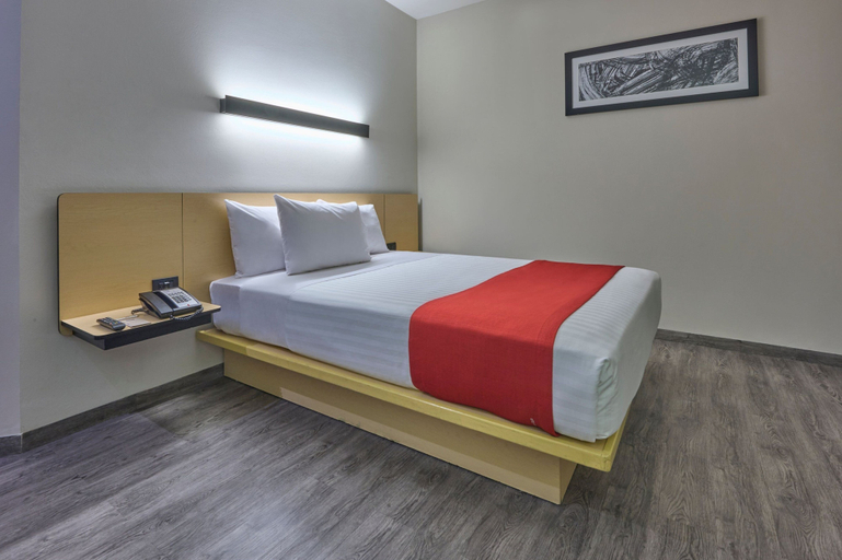 Bedroom 3, City Express by Marriott Ciudad de México Aeropuerto, Mexico City