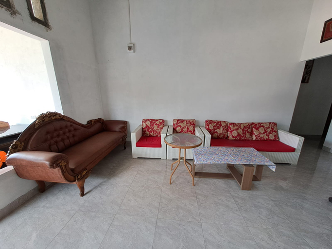 Public Area 2, OYO 93814 Amanda Homestay, Bandar Lampung