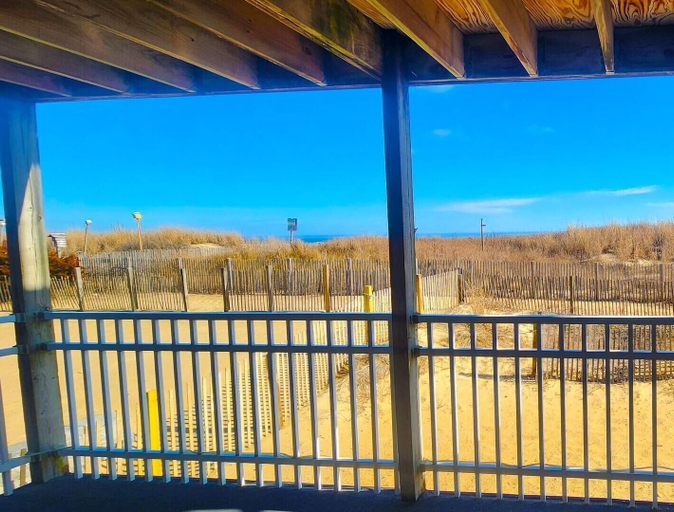 Property grounds, Ocean Manor 1n 3 Bedroom Condo by RedAwning, Worcester