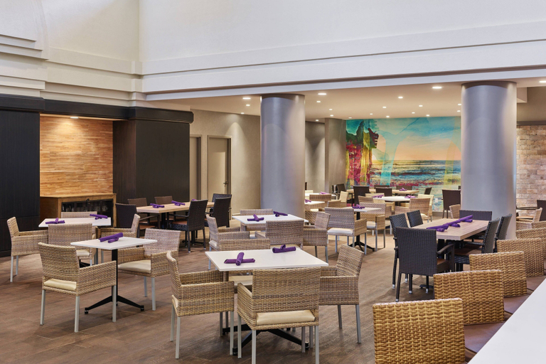 Food & Drinks 5, Marriott Vacation Club®, San Diego, San Diego