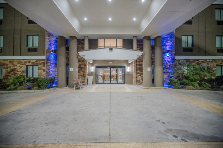 Exterior & Views 2, Holiday Inn Express & Suites CLEVELAND by IHG, Liberty