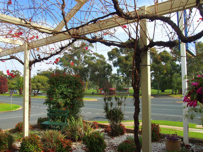 Others 4, Murray River Motel, Swan Hill - Central