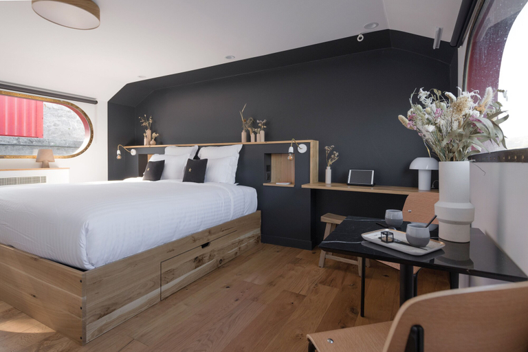 Bedroom 3, LA PENICHE - Bed And Bicycle - Tournon, Ardèche