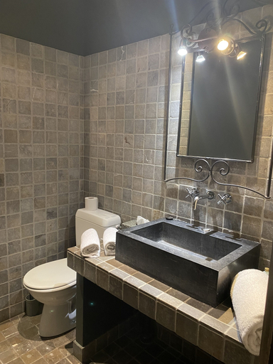 Bathroom 3, Hôtel de La Tour, Ain