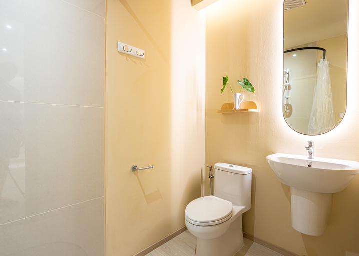 Bathroom 7