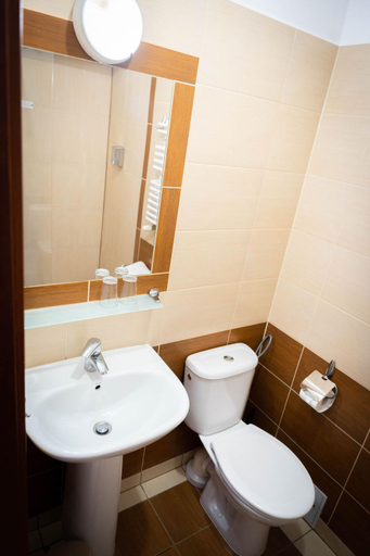 Bathroom 4, Hotel Anek, Mrągowo