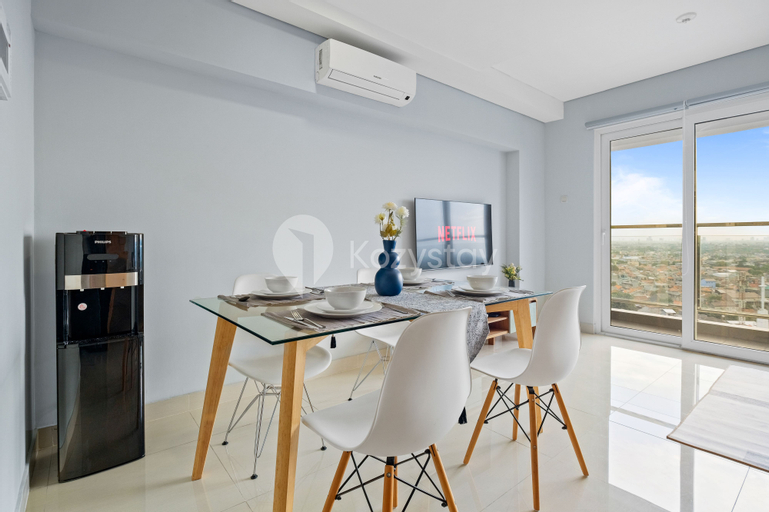 Dining Room 18