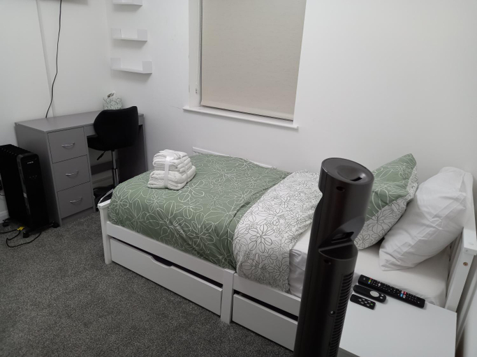 5, Cosy Home, Manchester