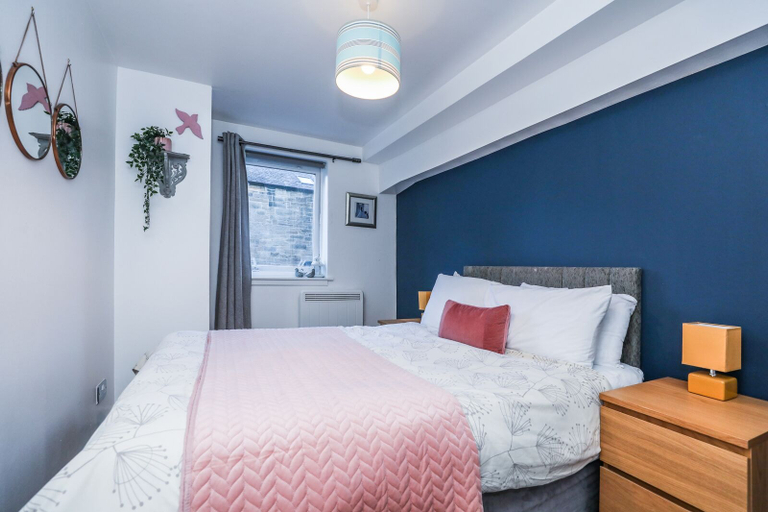 Bedroom 3, Old Town Gem - Castle, Dark History, Uni, Edinburgh