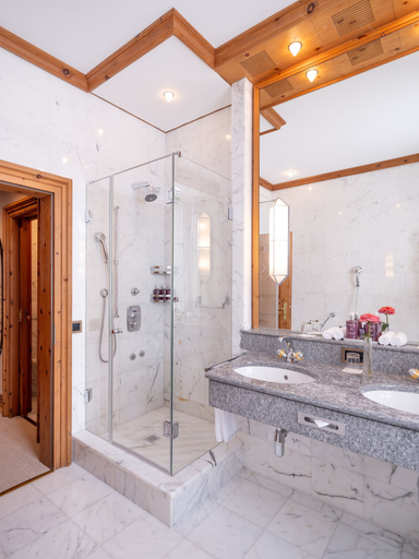 Bathroom 5, Kulm Hotel St. Moritz, Maloja