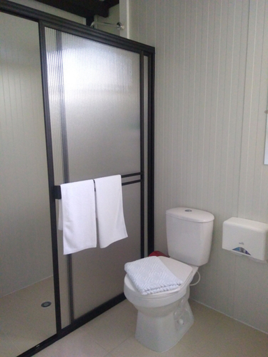 Bathroom 4, Isak Hotel & Golf Airport, Rionegro