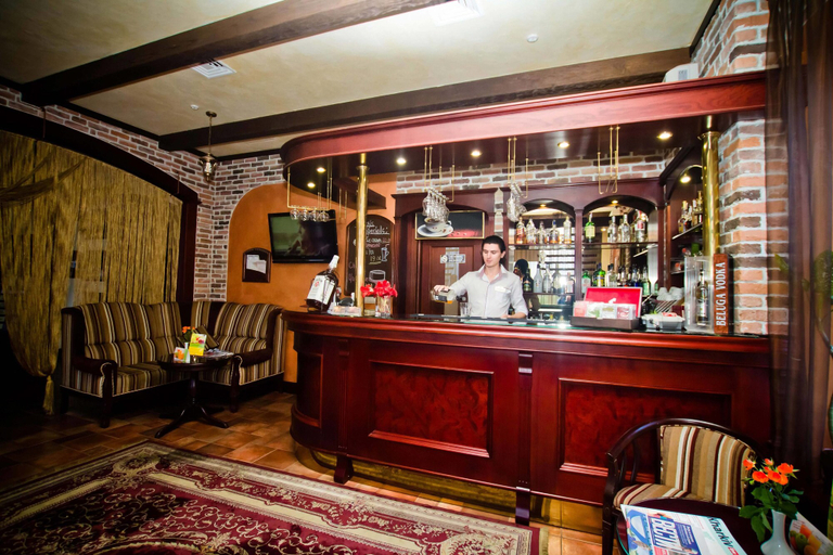 Food & Drinks 4, City Club Hotel, Kharkivs'ka